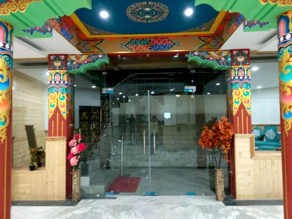 The Grand Yasmin Ladakh Hotel Лех Екстериор снимка