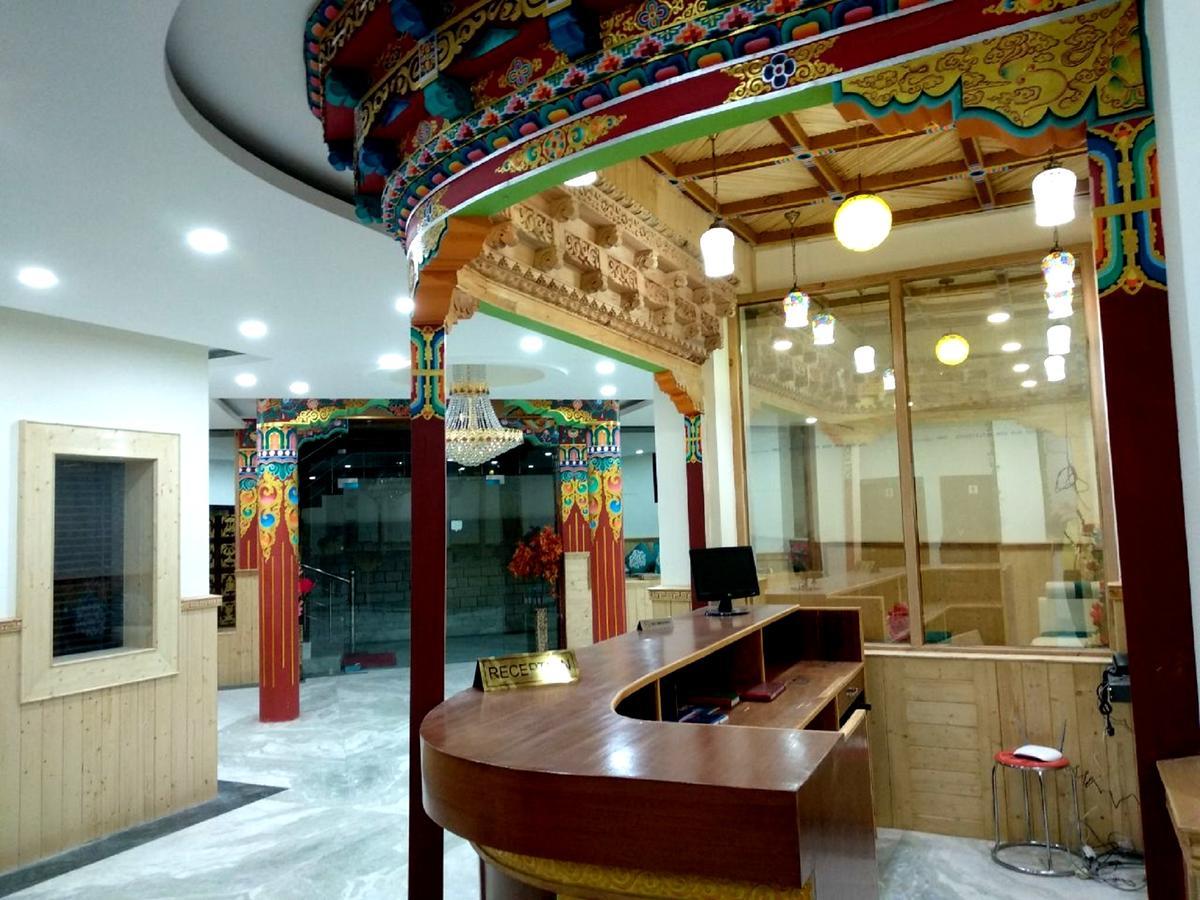 The Grand Yasmin Ladakh Hotel Лех Екстериор снимка