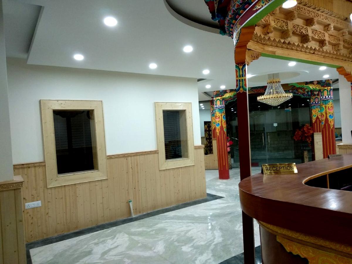 The Grand Yasmin Ladakh Hotel Лех Екстериор снимка