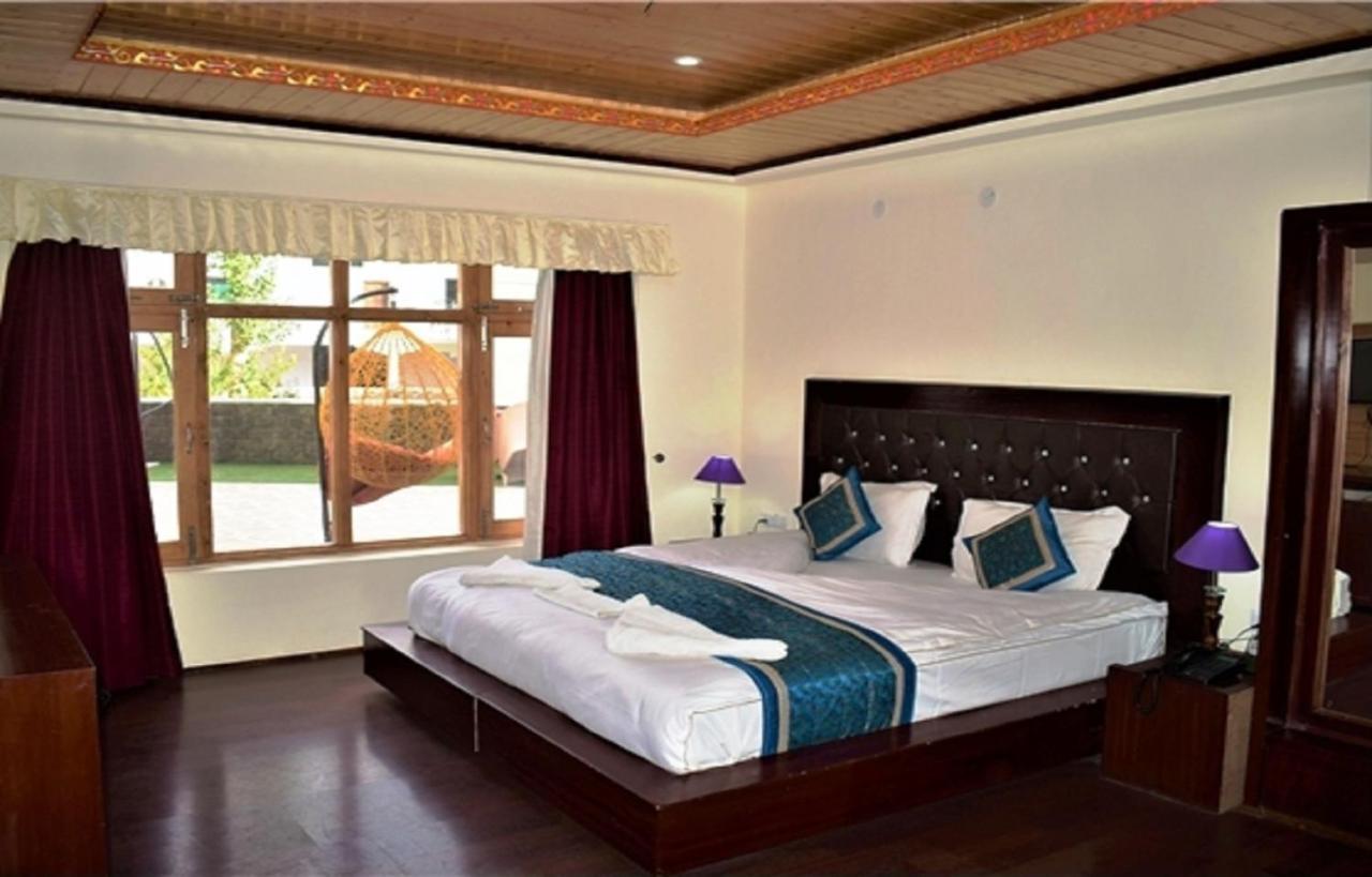 The Grand Yasmin Ladakh Hotel Лех Екстериор снимка