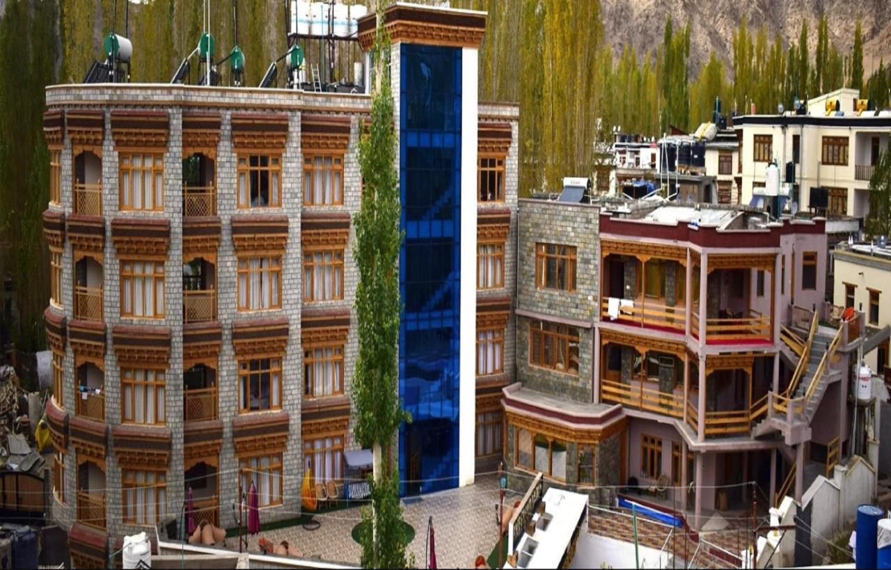 The Grand Yasmin Ladakh Hotel Лех Екстериор снимка